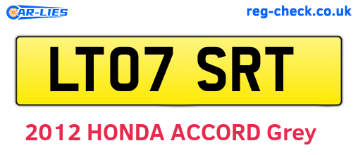 LT07SRT are the vehicle registration plates.
