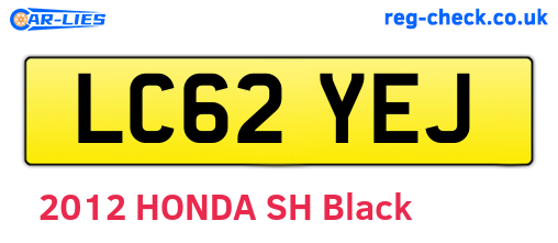 LC62YEJ are the vehicle registration plates.