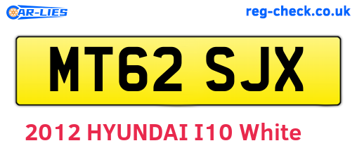 MT62SJX are the vehicle registration plates.