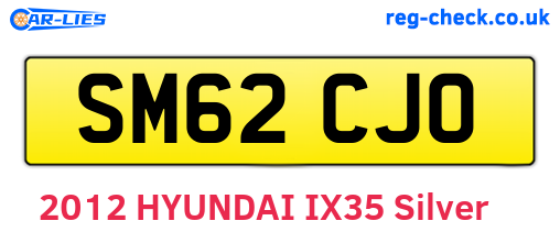 SM62CJO are the vehicle registration plates.