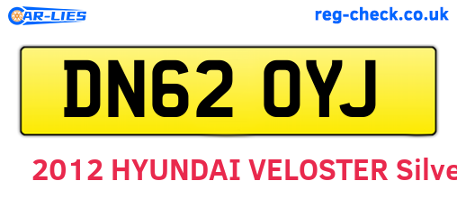 DN62OYJ are the vehicle registration plates.