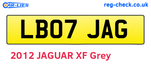 LB07JAG are the vehicle registration plates.