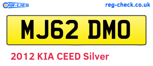 MJ62DMO are the vehicle registration plates.