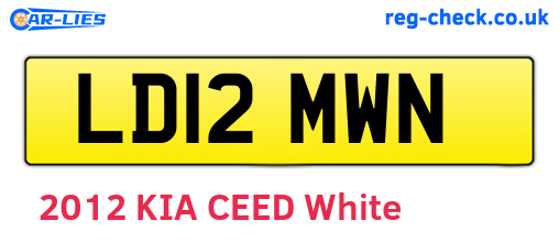 LD12MWN are the vehicle registration plates.