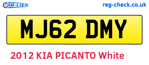 MJ62DMY are the vehicle registration plates.