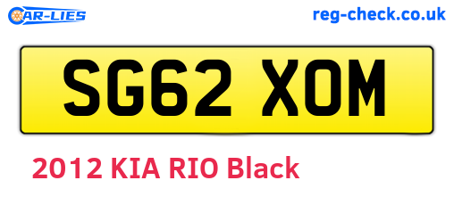 SG62XOM are the vehicle registration plates.