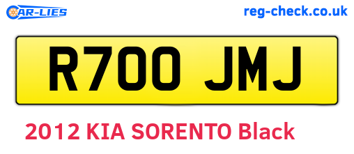 R700JMJ are the vehicle registration plates.