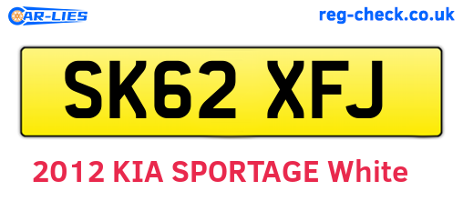SK62XFJ are the vehicle registration plates.