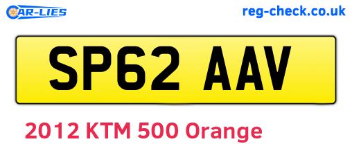 SP62AAV are the vehicle registration plates.