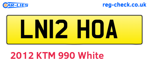 LN12HOA are the vehicle registration plates.