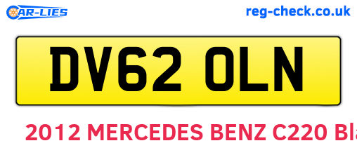 DV62OLN are the vehicle registration plates.