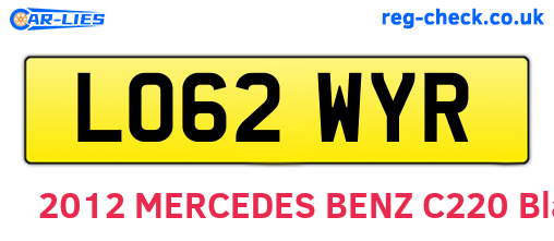 LO62WYR are the vehicle registration plates.