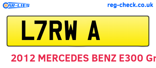L7RWA are the vehicle registration plates.