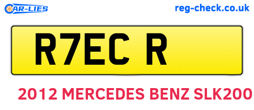 R7ECR are the vehicle registration plates.