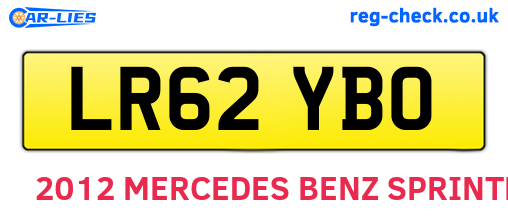 LR62YBO are the vehicle registration plates.