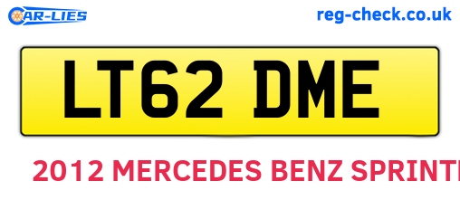 LT62DME are the vehicle registration plates.