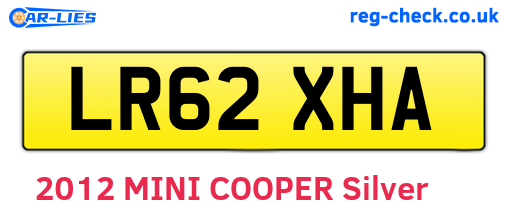 LR62XHA are the vehicle registration plates.