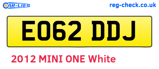 EO62DDJ are the vehicle registration plates.