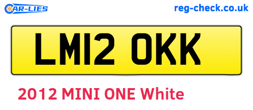 LM12OKK are the vehicle registration plates.