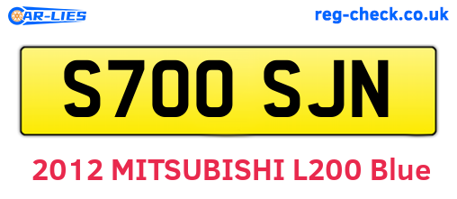 S700SJN are the vehicle registration plates.