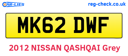 MK62DWF are the vehicle registration plates.