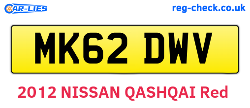 MK62DWV are the vehicle registration plates.
