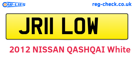 JR11LOW are the vehicle registration plates.