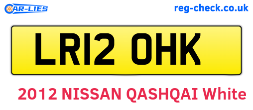LR12OHK are the vehicle registration plates.