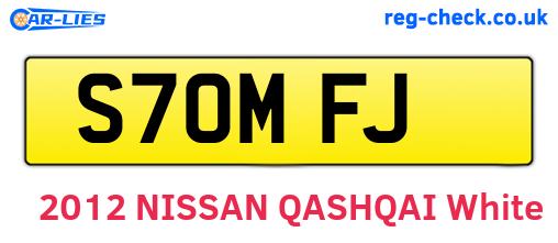 S70MFJ are the vehicle registration plates.