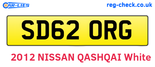 SD62ORG are the vehicle registration plates.