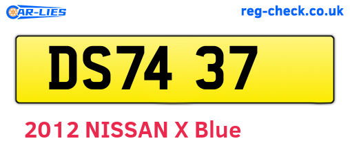 DS7437 are the vehicle registration plates.