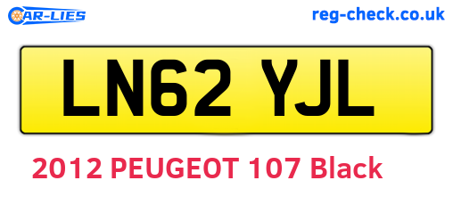 LN62YJL are the vehicle registration plates.