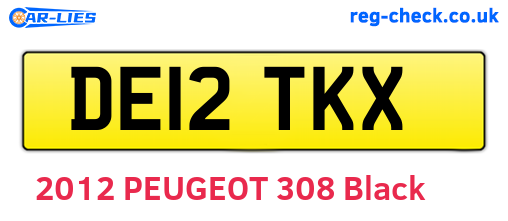DE12TKX are the vehicle registration plates.