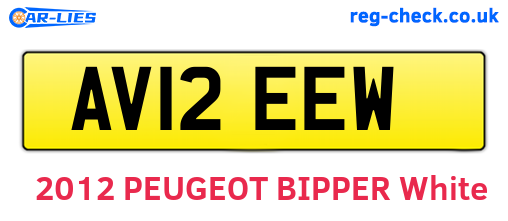 AV12EEW are the vehicle registration plates.