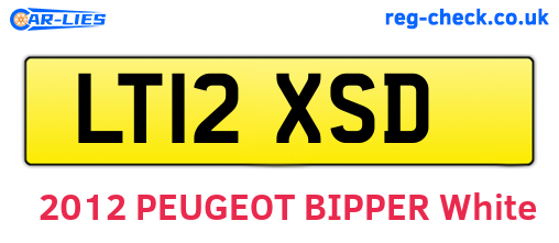 LT12XSD are the vehicle registration plates.