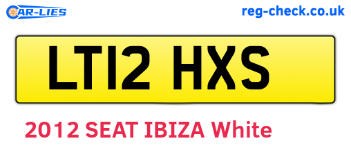 LT12HXS are the vehicle registration plates.