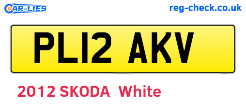 PL12AKV are the vehicle registration plates.