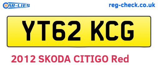 YT62KCG are the vehicle registration plates.