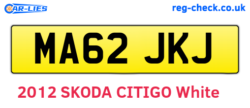 MA62JKJ are the vehicle registration plates.