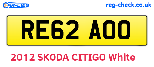 RE62AOO are the vehicle registration plates.