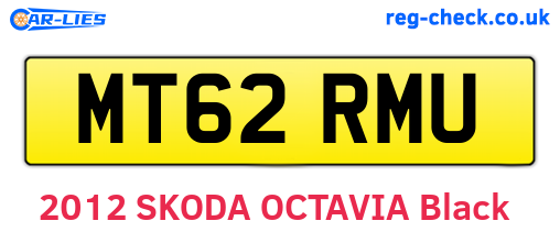 MT62RMU are the vehicle registration plates.