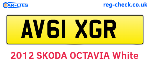 AV61XGR are the vehicle registration plates.
