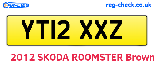 YT12XXZ are the vehicle registration plates.