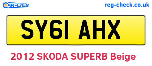 SY61AHX are the vehicle registration plates.