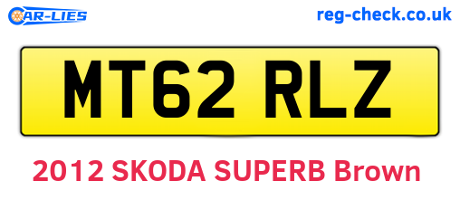 MT62RLZ are the vehicle registration plates.
