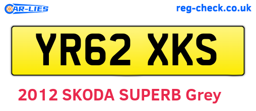 YR62XKS are the vehicle registration plates.