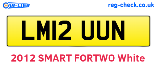 LM12UUN are the vehicle registration plates.