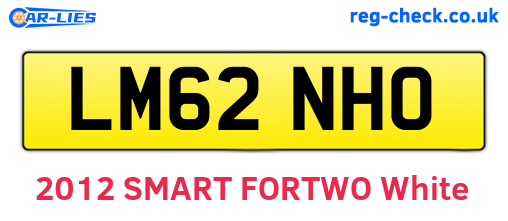 LM62NHO are the vehicle registration plates.