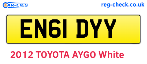 EN61DYY are the vehicle registration plates.