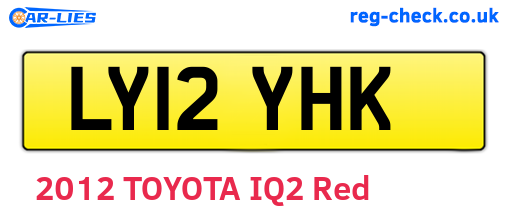 LY12YHK are the vehicle registration plates.